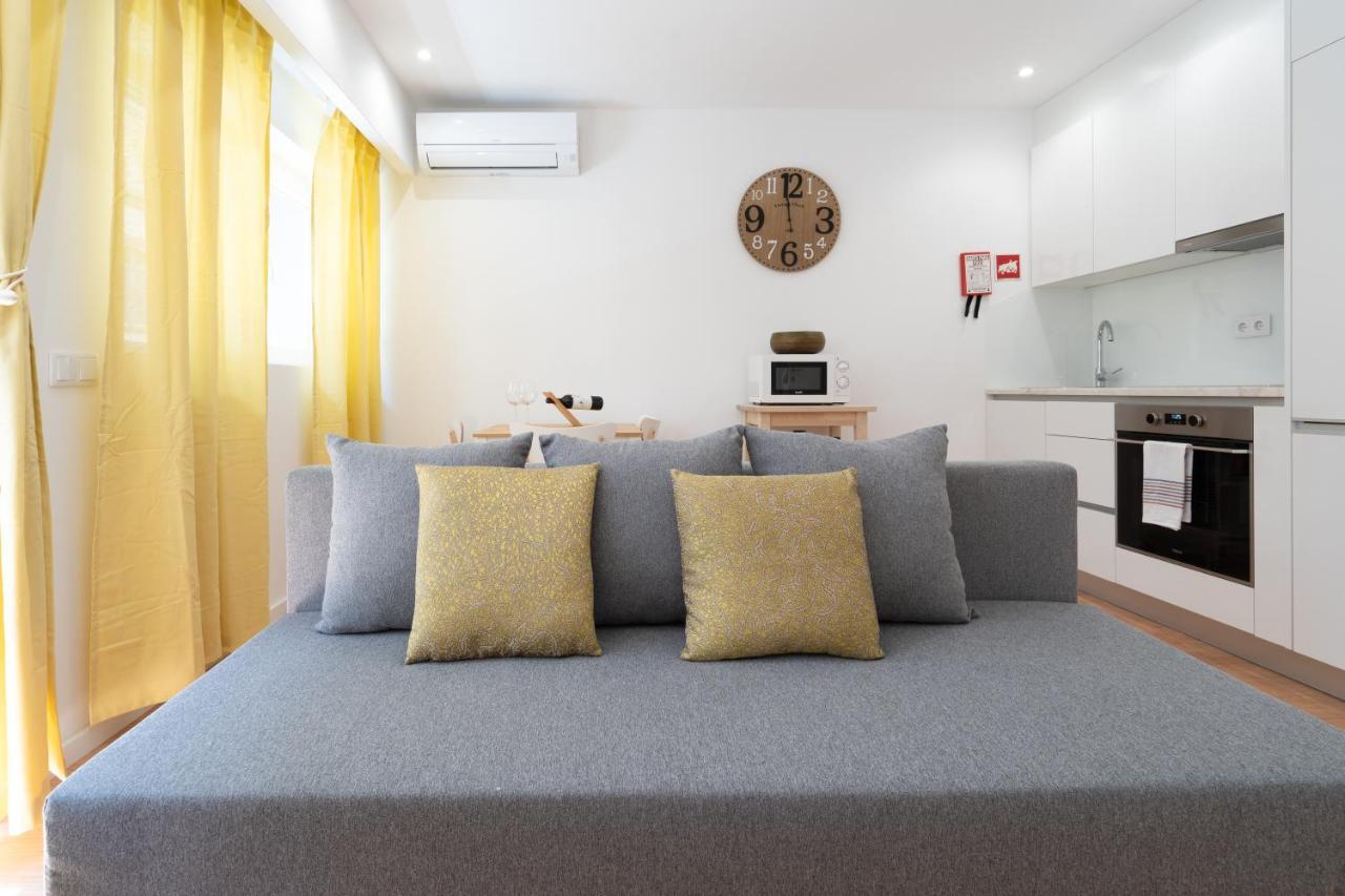 ヴィラ・ノヴァ・デ・ガイアSweet Sunny Flat W/ Balcony - Gaiaアパートメント エクステリア 写真