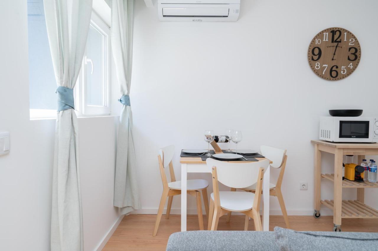 ヴィラ・ノヴァ・デ・ガイアSweet Sunny Flat W/ Balcony - Gaiaアパートメント エクステリア 写真