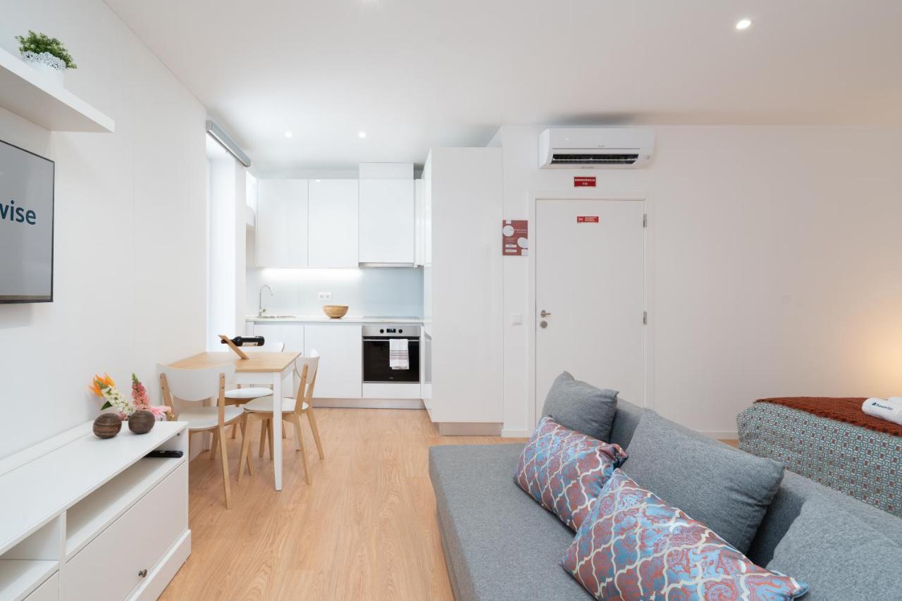 ヴィラ・ノヴァ・デ・ガイアSweet Sunny Flat W/ Balcony - Gaiaアパートメント エクステリア 写真